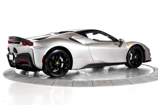 Used 2024 Ferrari SF90 Spider AWD/4WD image 2