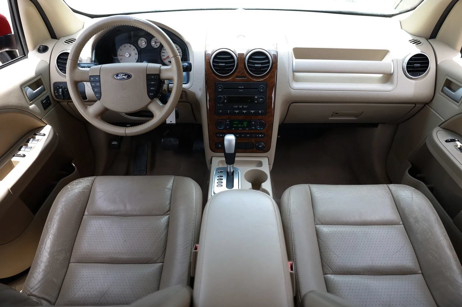 Used 2007 Ford Freestyle Limited FWD image 12
