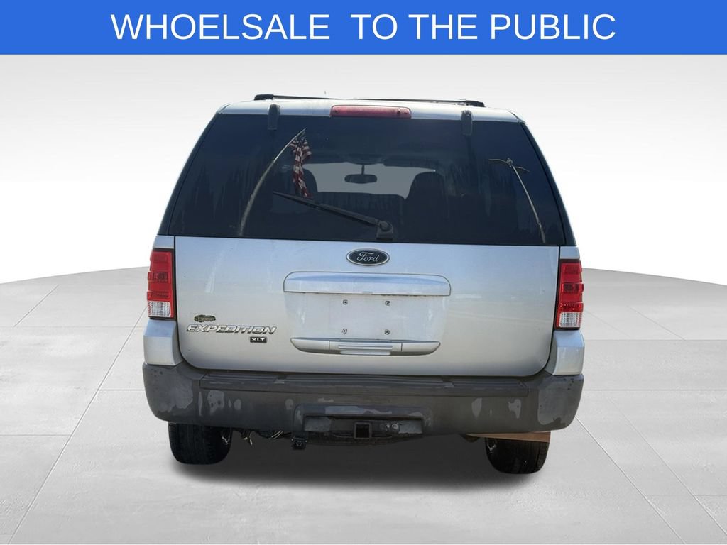 Used 2004 Ford Expedition XLT RWD image 25