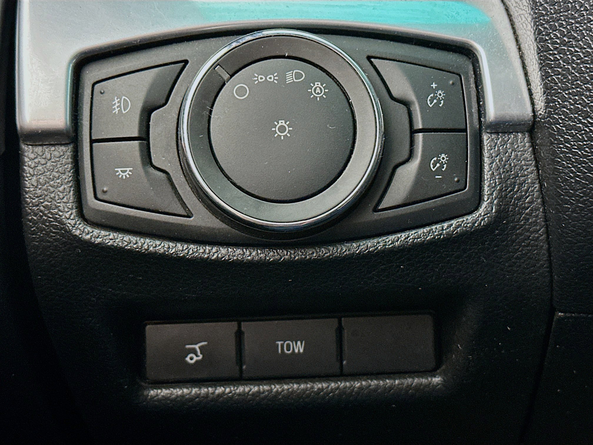 Used 2017 Ford Explorer Sport w/ Equipment Group 401A image 17