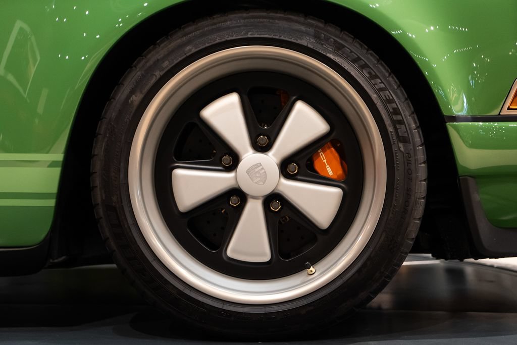 Used 1994 Porsche 911 GT3 RS image 9