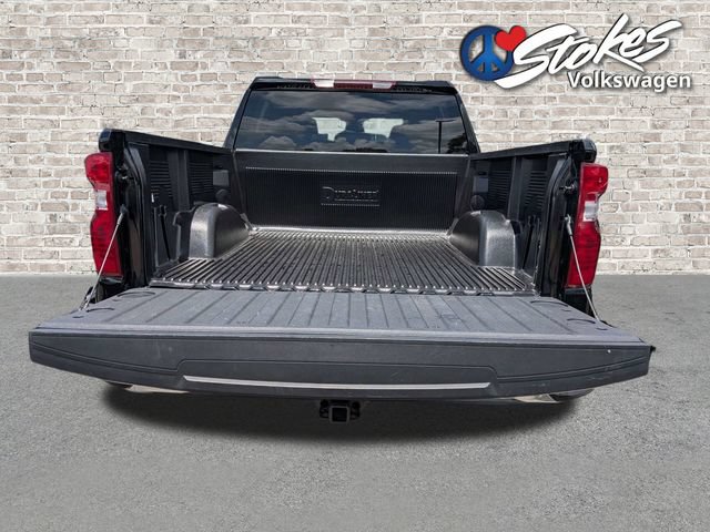 Used 2025 Chevrolet Silverado 1500 LT RWD image 13