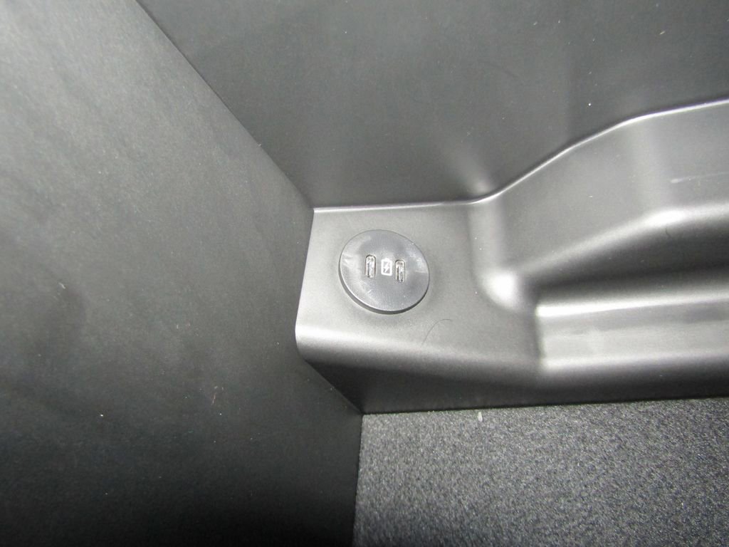 New 2025 Ford F150 Lariat w/ Equipment Group 502A High image 42