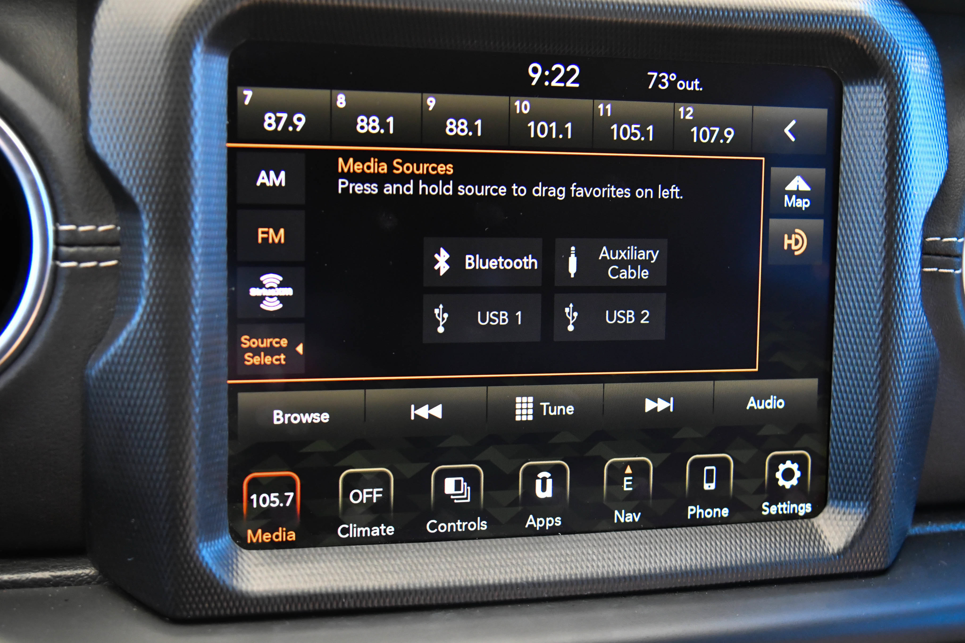 Used 2023 Jeep Wrangler Unlimited Sahara AWD/4WD image 27