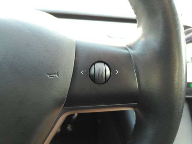 Used 2018 Tesla Model 3 Long Range RWD image 33