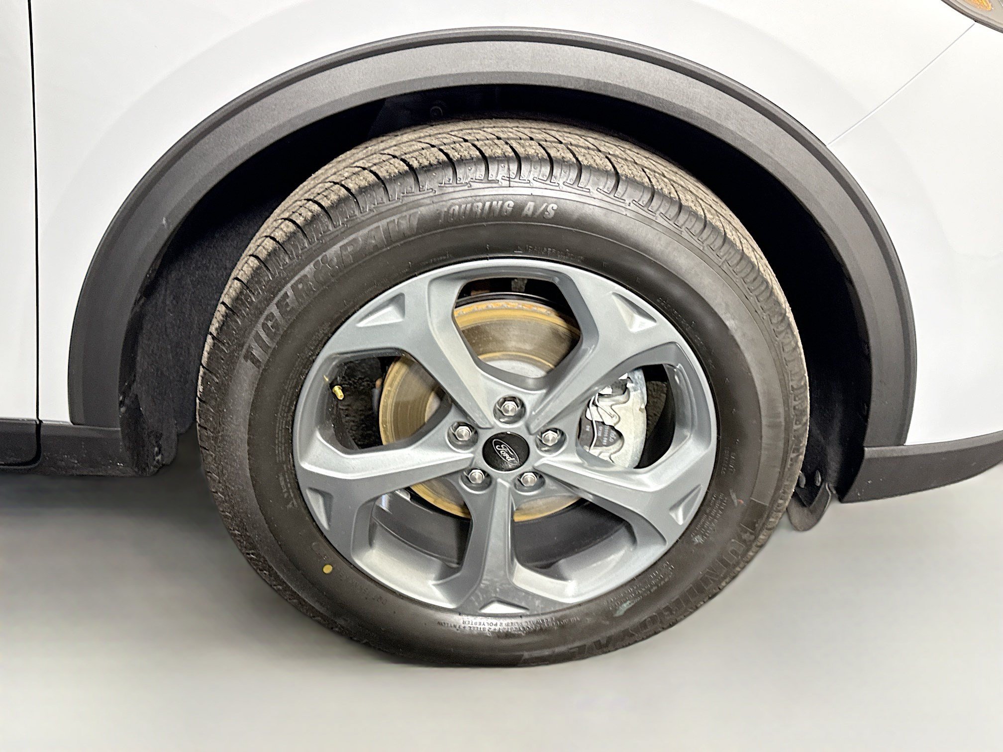 Used 2025 Ford Escape ST-Line w/ Tech Pack #1 FWD image 32
