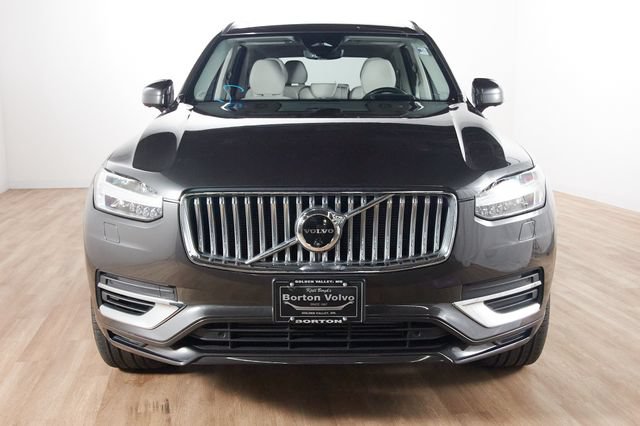 Used 2024 Volvo XC90 T8 Ultimate w/ Protection Package Premier AWD/4WD image 2