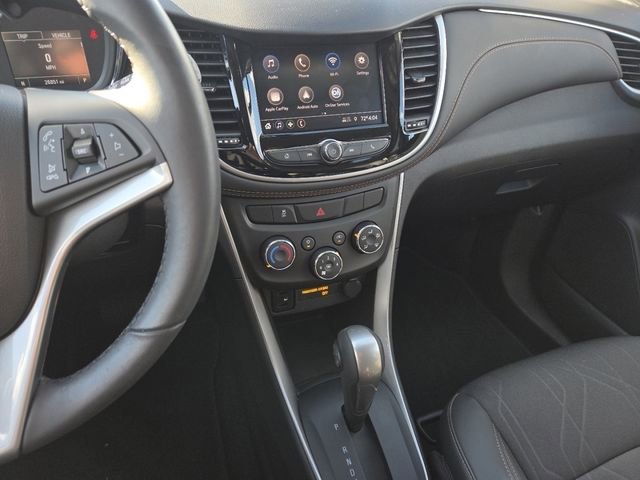 Used 2022 Chevrolet Trax LT w/ LT Convenience Package image 30