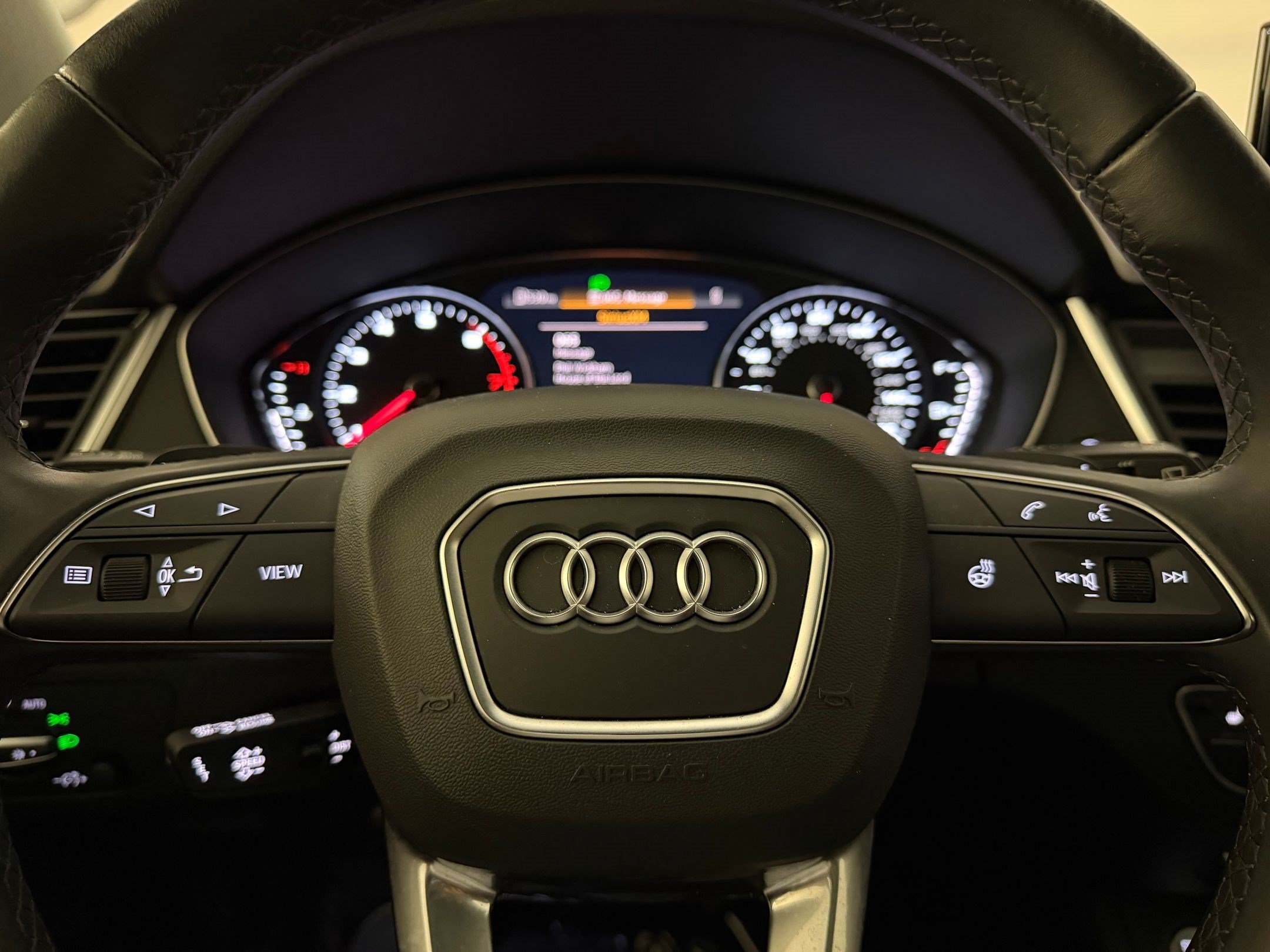 Certified 2023 Audi Q5 2.0T Premium w/ Convenience Package AWD/4WD image 11