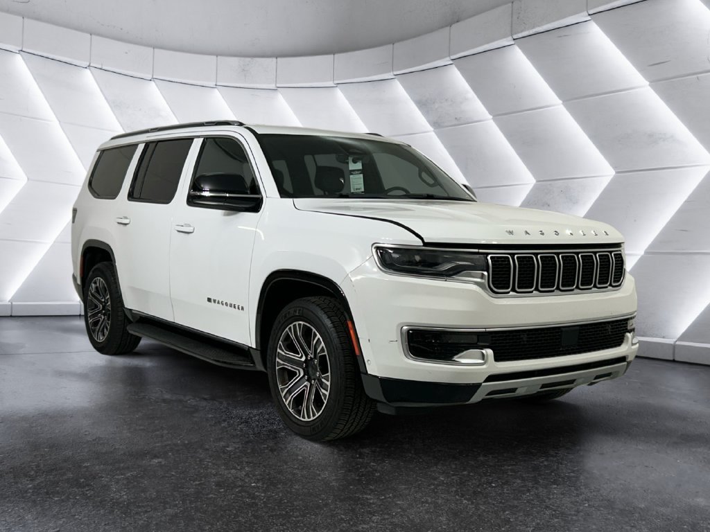 Used 2024 Jeep Wagoneer Series II w/ Flexible Seating Group AWD/4WD image 1