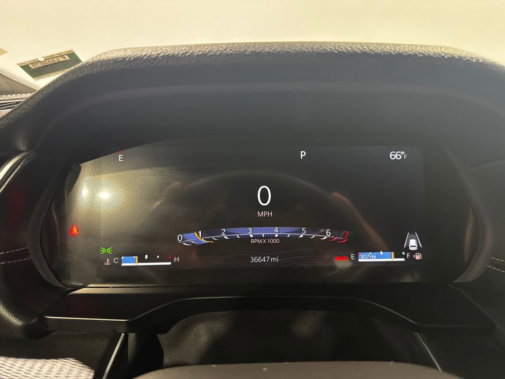 Used 2025 Jeep Grand Cherokee Altitude AWD/4WD image 7