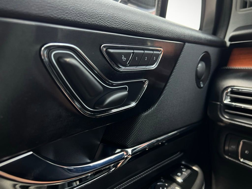 Used 2021 Lincoln Corsair Reserve w/ Elements Package image 42