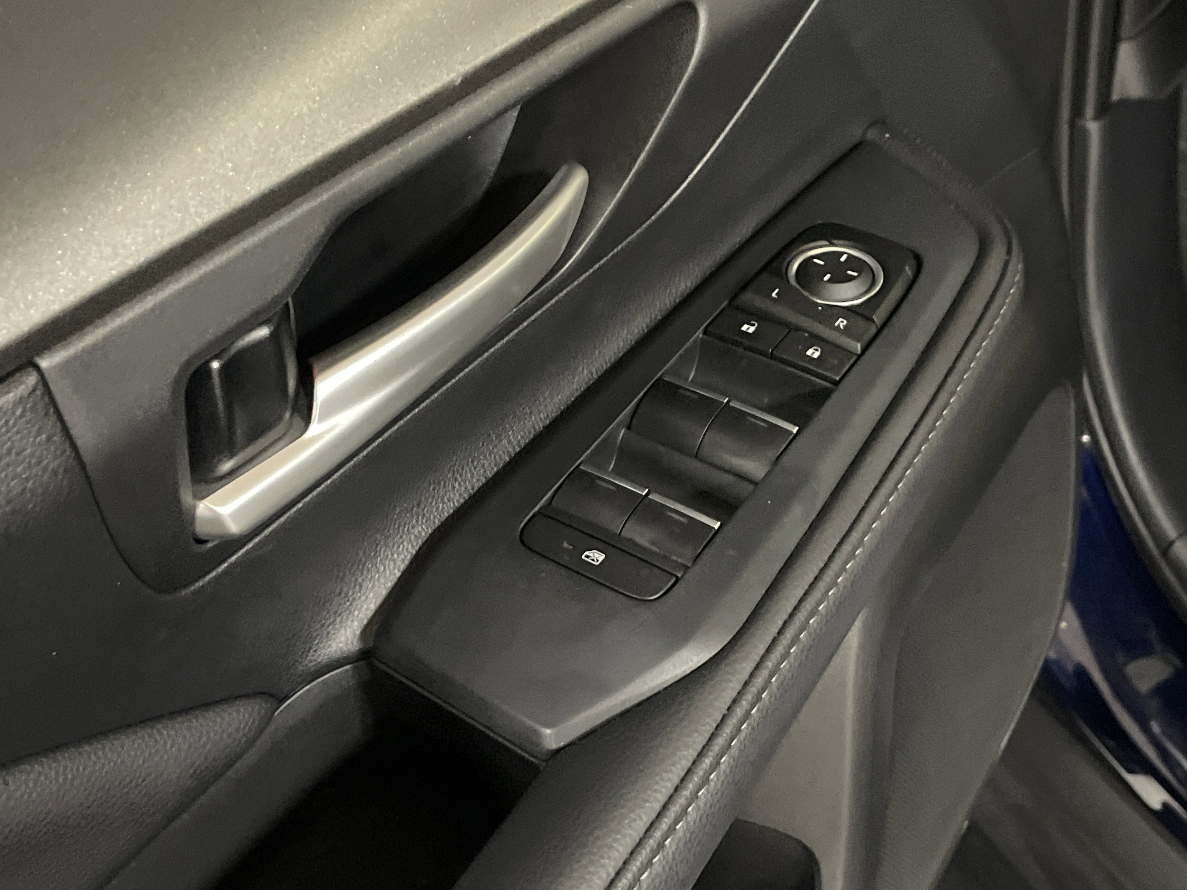 Used 2025 Toyota Grand Highlander FWD image 15