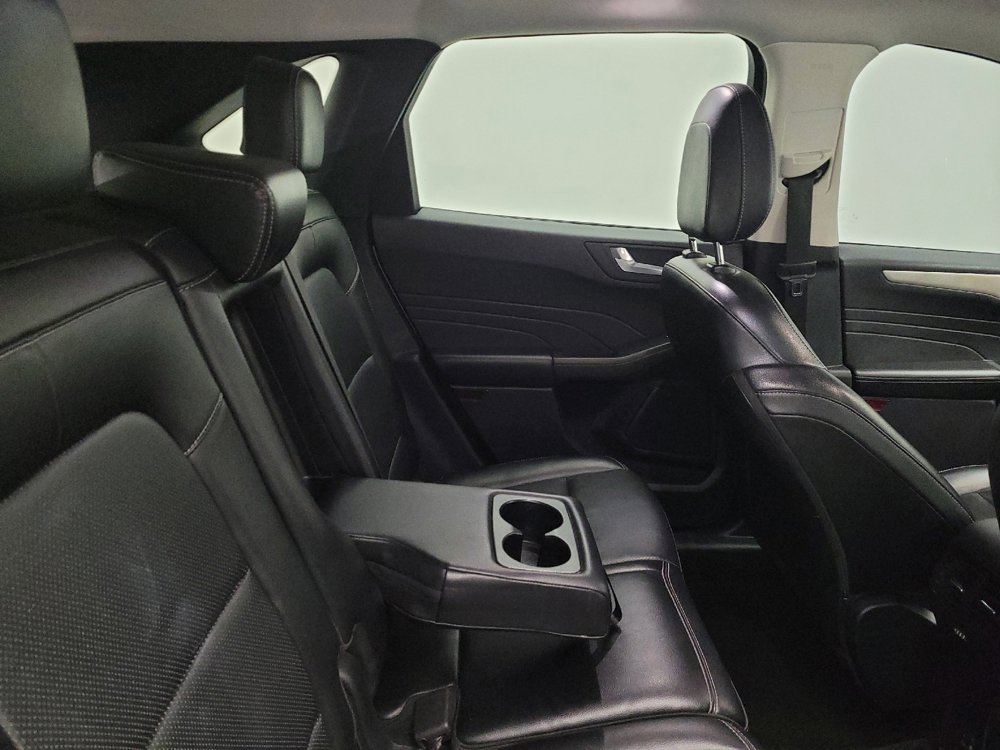 Used 2022 Ford Escape SEL FWD image 19