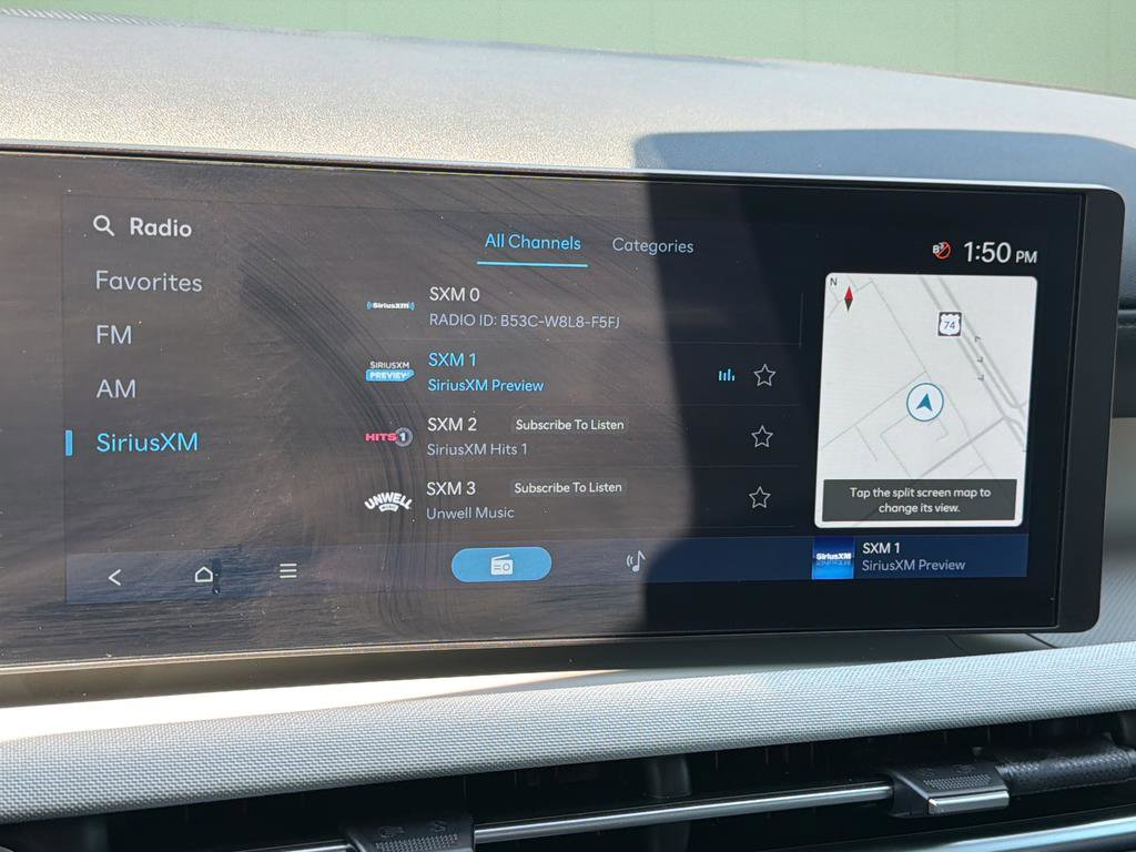 Certified 2025 Hyundai Tucson Limited FWD image 31