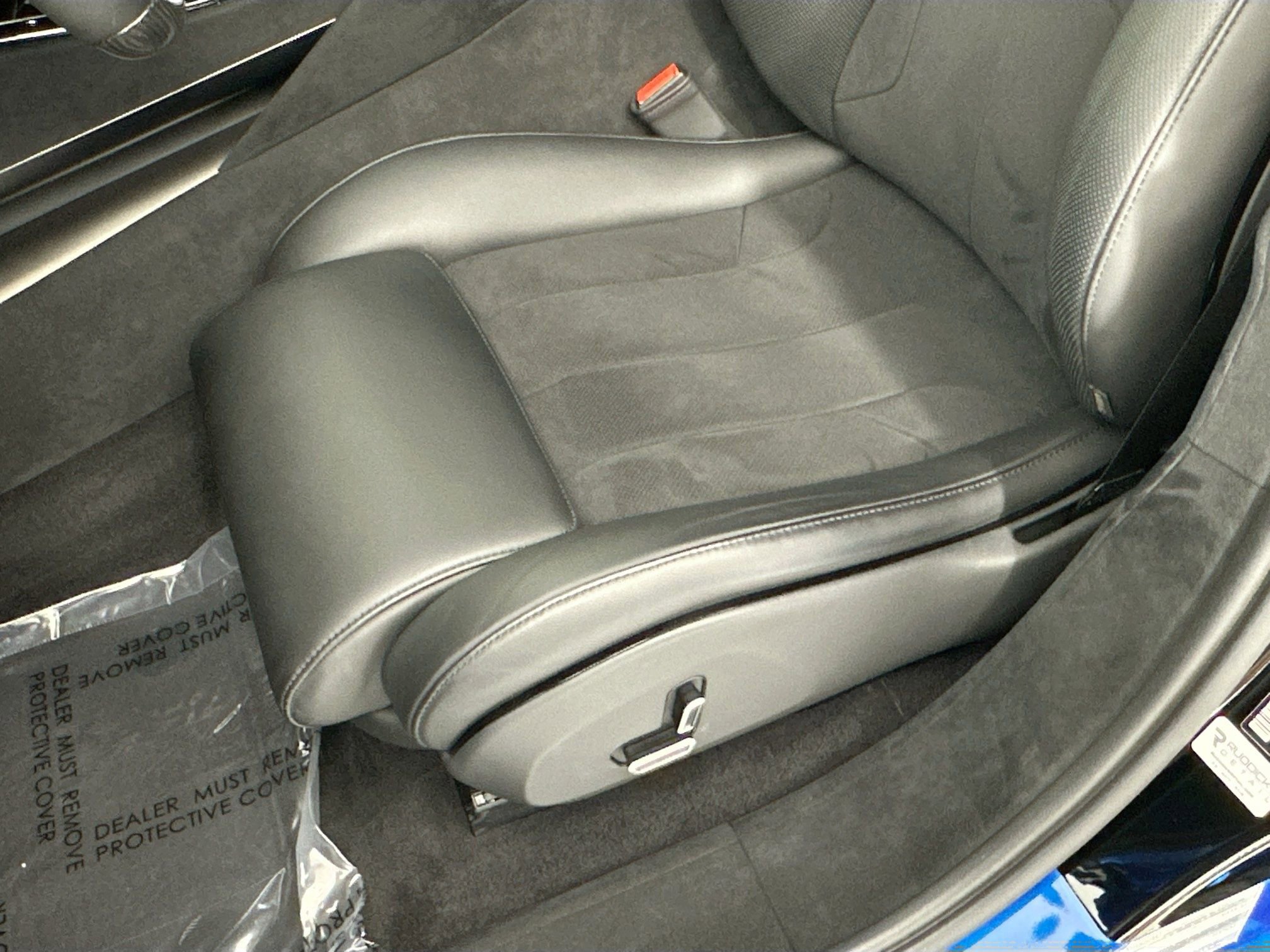 Used 2023 Ferrari Purosangue AWD/4WD image 17