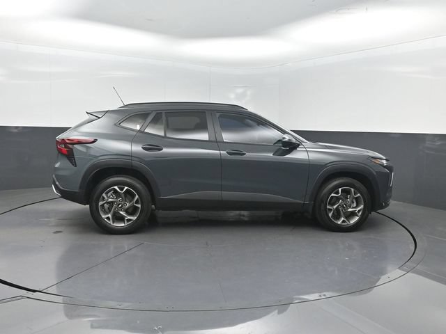 Used 2026 Chevrolet Trax LT FWD image 31