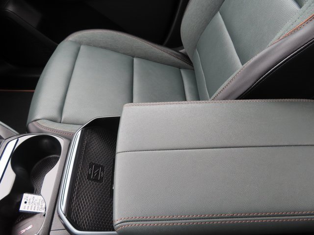 New 2026 GMC Terrain AT4 w/ Convenience Package III image 40