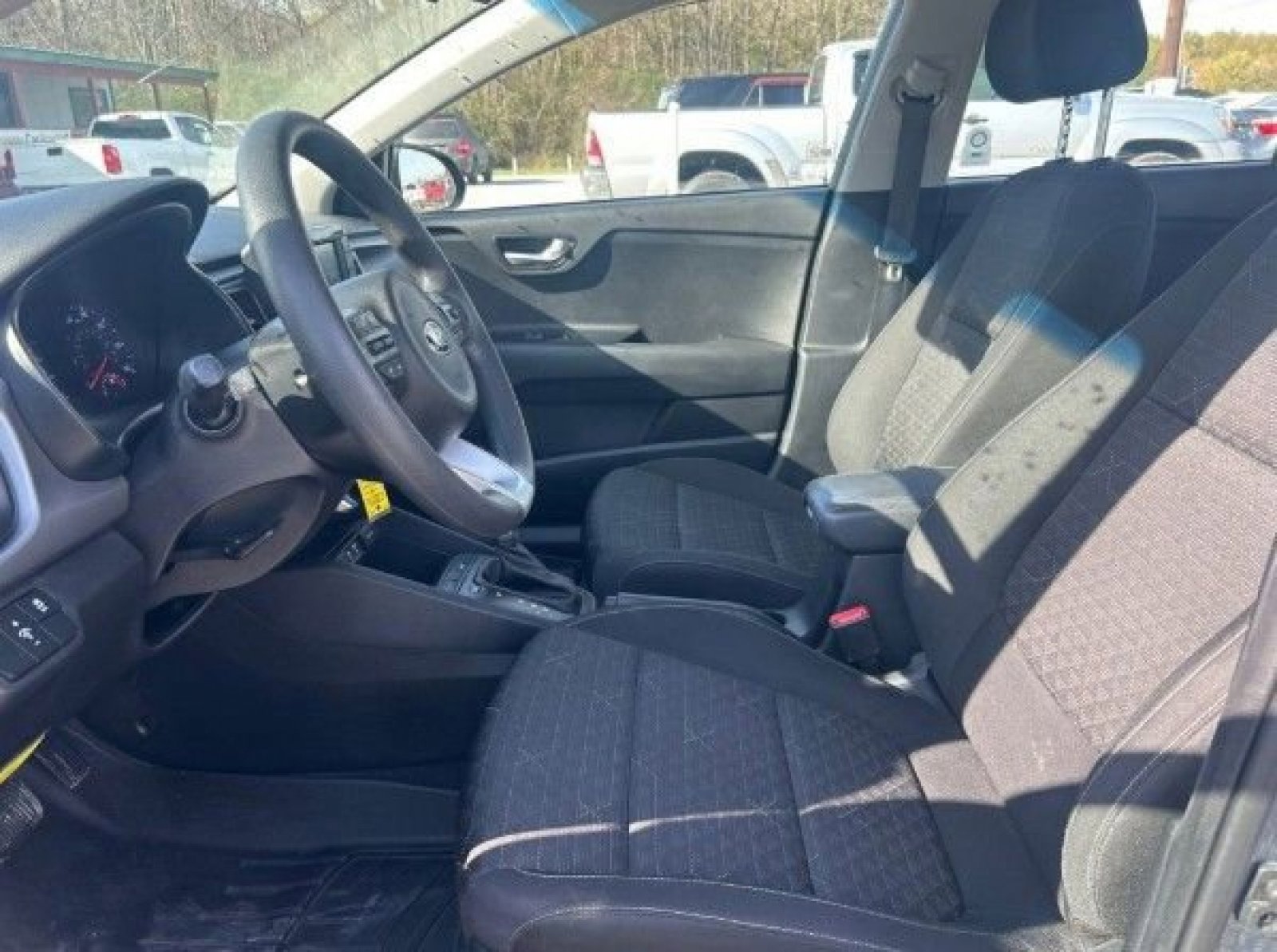 Used 2020 Kia Rio S image 9