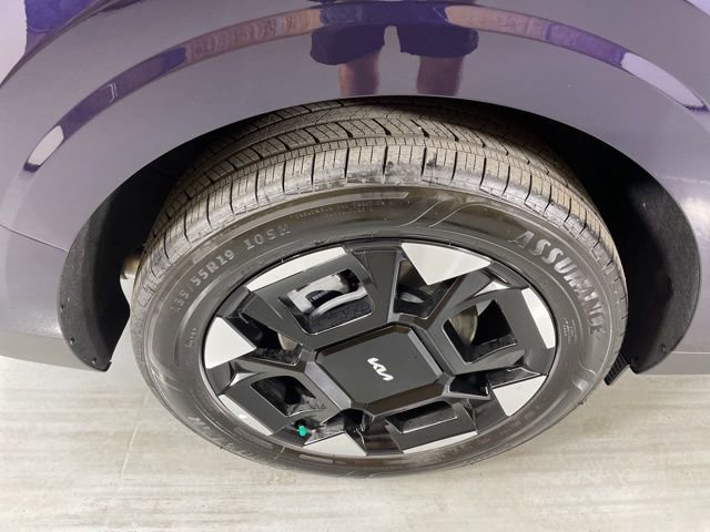 New 2026 Kia Carnival EX image 11