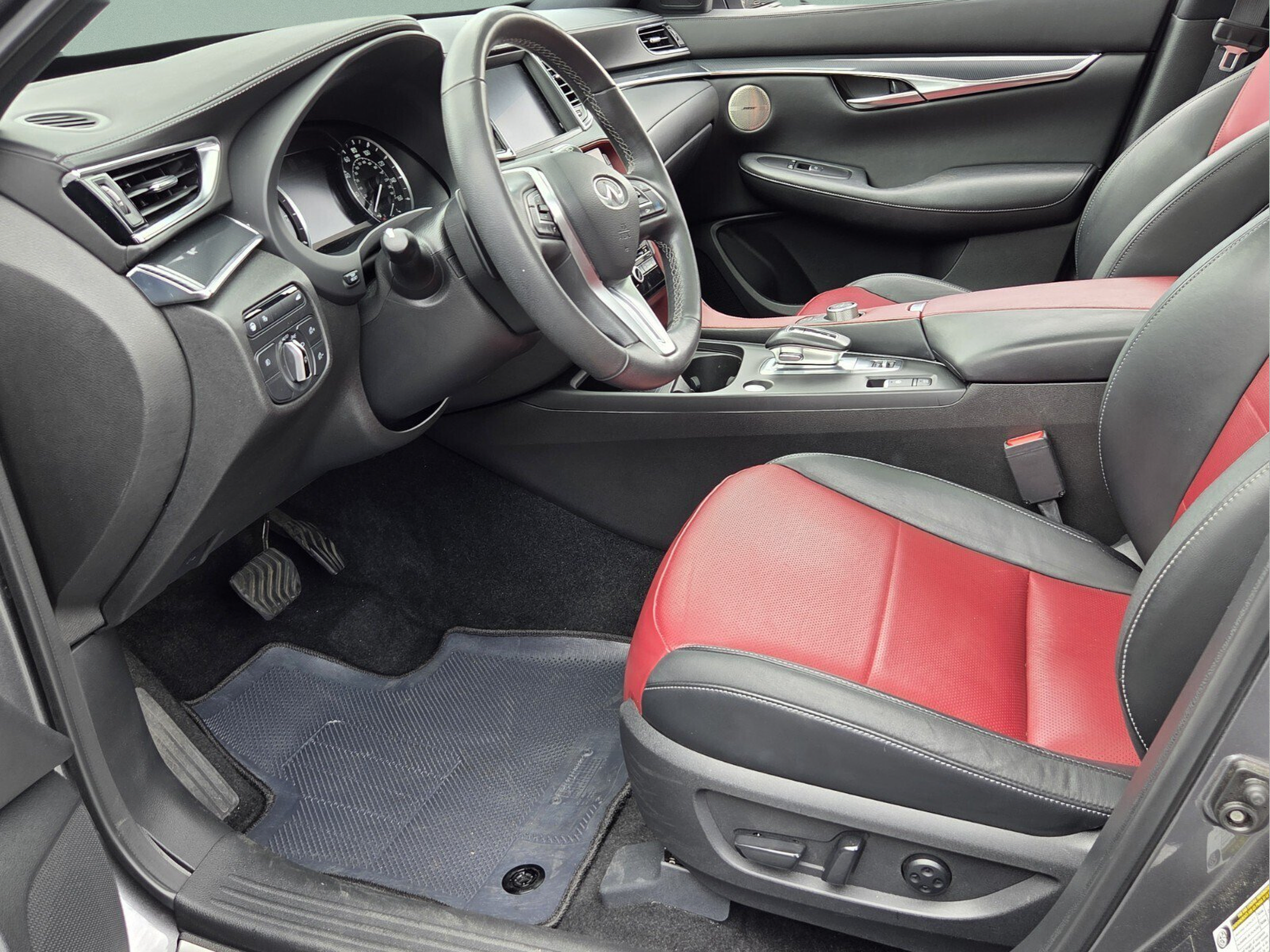 Used 2023 INFINITI QX50 Sport AWD/4WD image 12