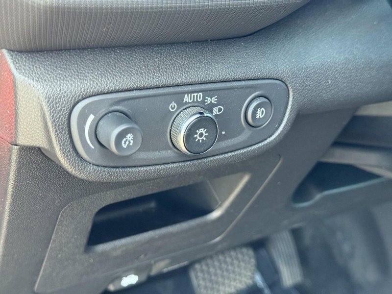 Used 2022 Chevrolet TrailBlazer LT w/ Convenience Package image 16