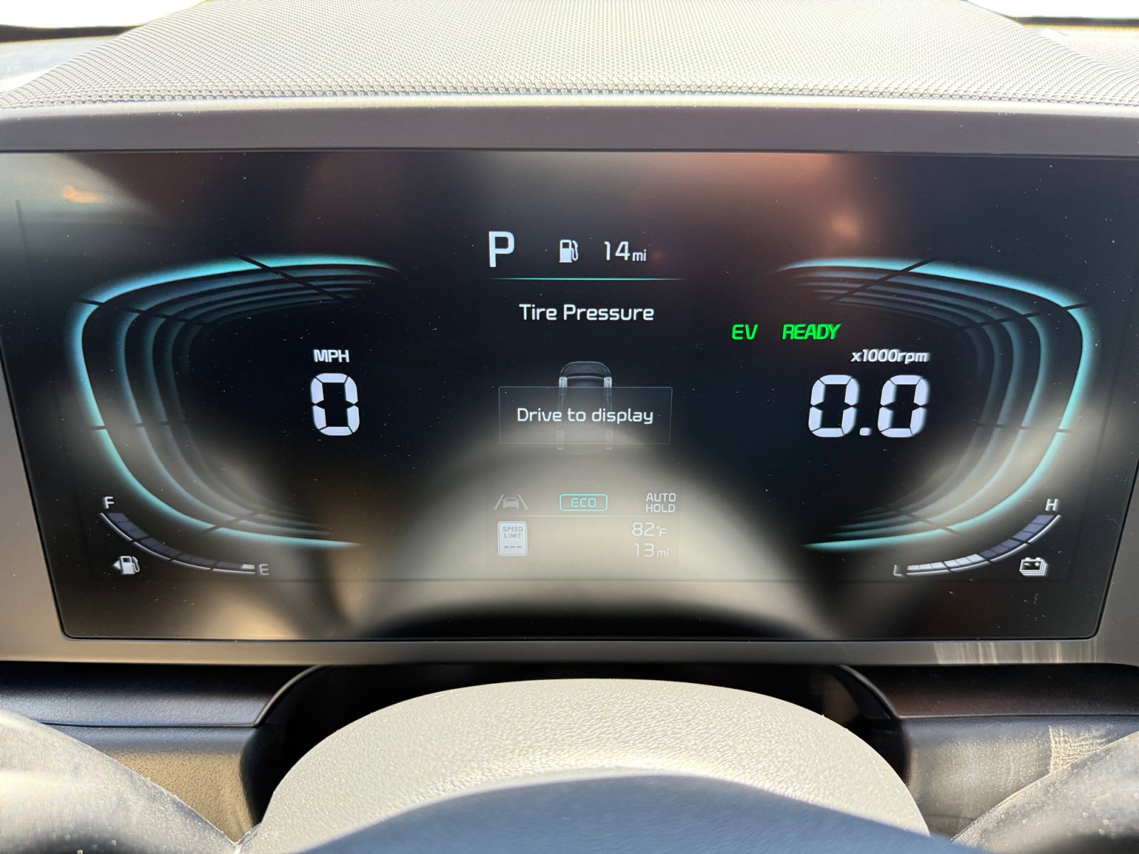 New 2026 Kia Niro LX FWD image 11