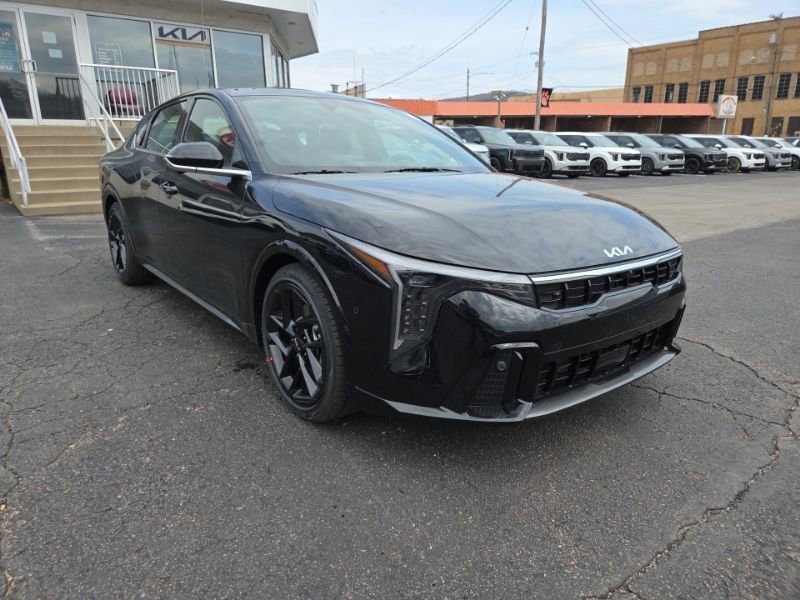 New 2026 Kia K4 GT-Line Turbo video 2