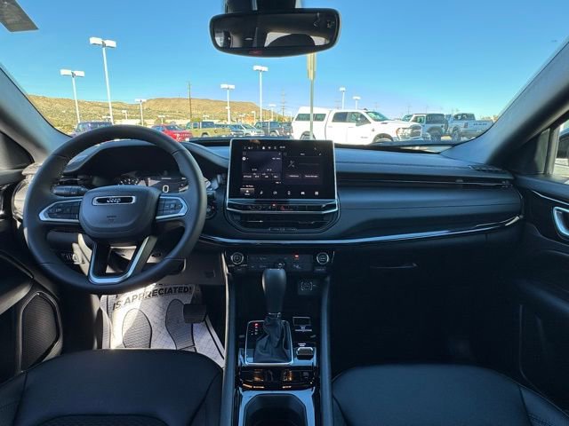 New 2026 Jeep Compass Latitude image 12