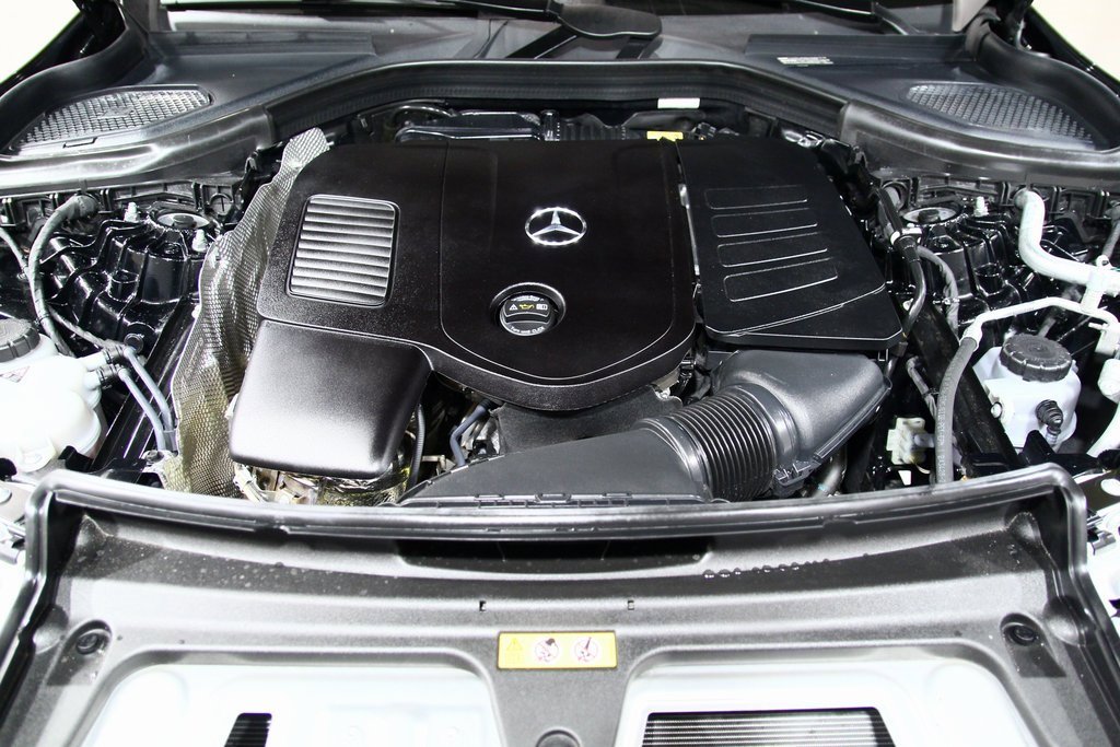 Used 2025 Mercedes-Benz GLC 300 GLC 300 image 30
