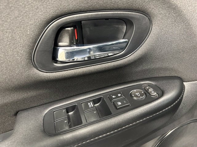Certified 2022 Honda HR-V LX image 23