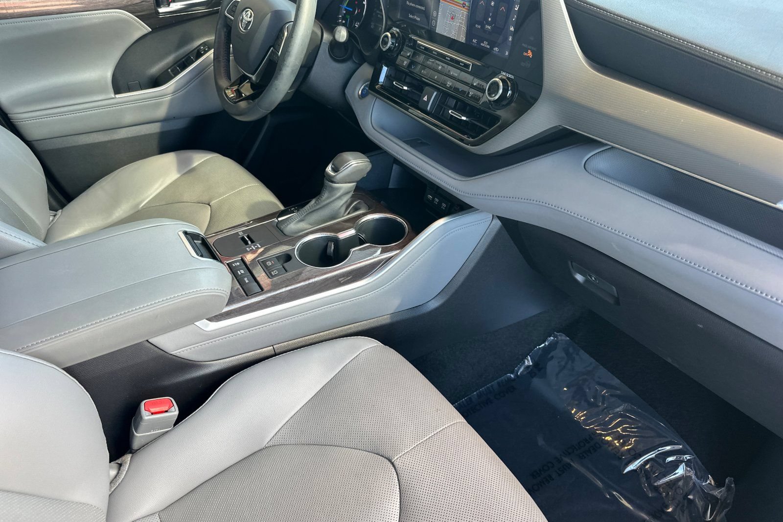 Certified 2021 Toyota Highlander Platinum AWD/4WD image 21