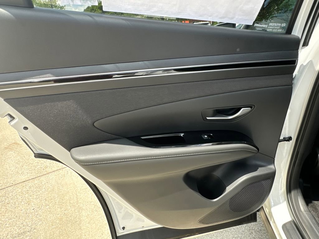 Certified 2024 Hyundai Tucson SEL AWD/4WD image 19