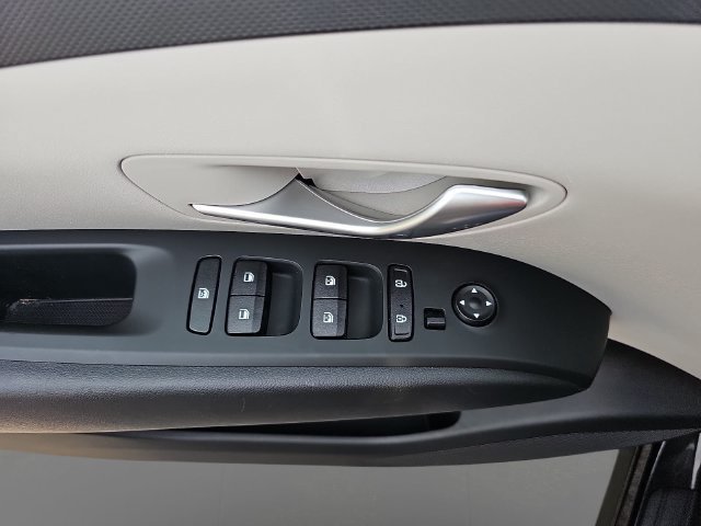 Used 2024 Hyundai Tucson Blue AWD/4WD image 24