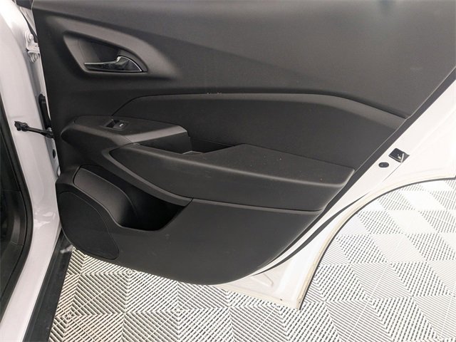 Certified 2025 Chevrolet Trax LT w/ LT Convenience Package image 29