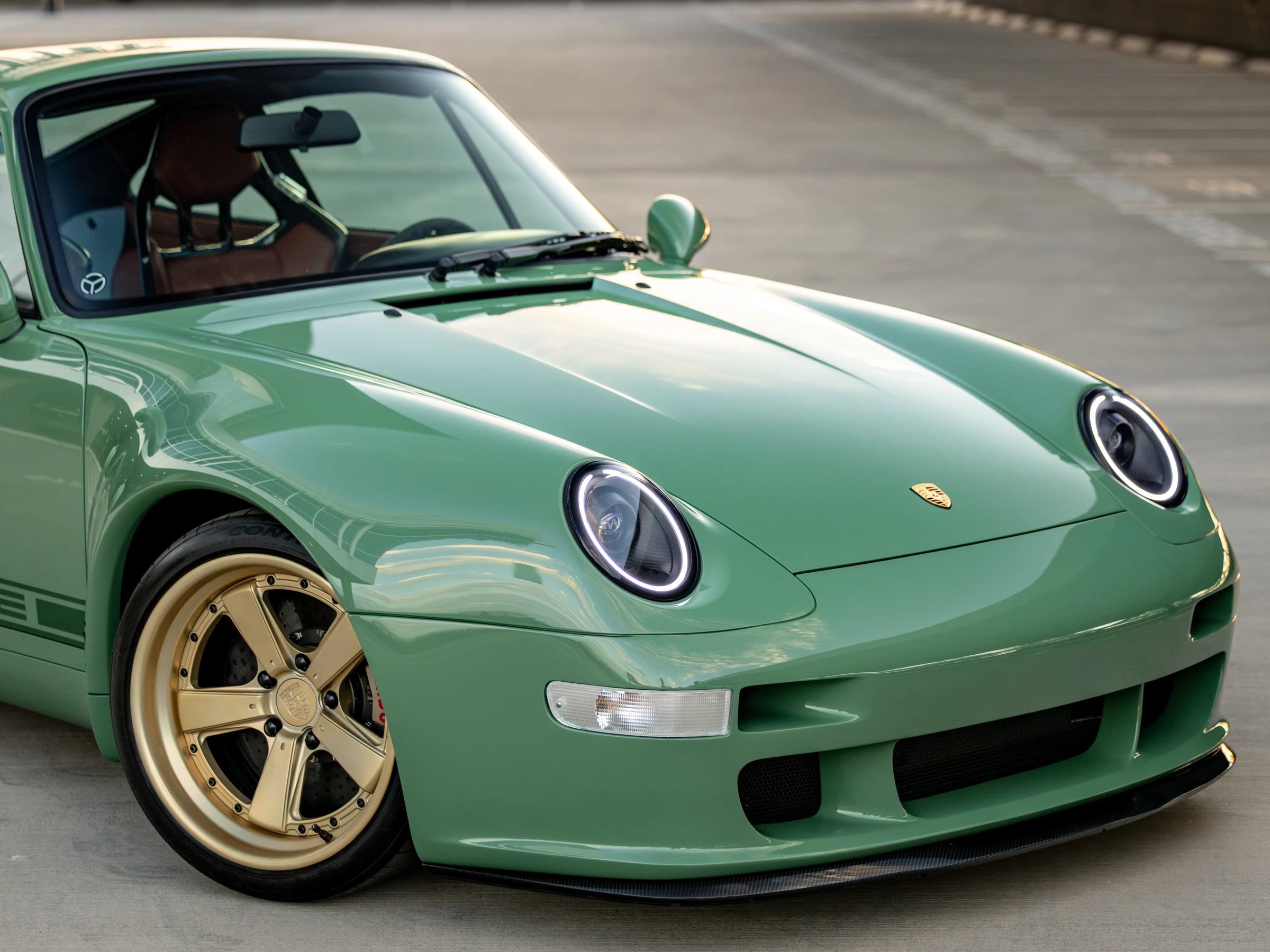 Used 1995 Porsche 911 Coupe image 33