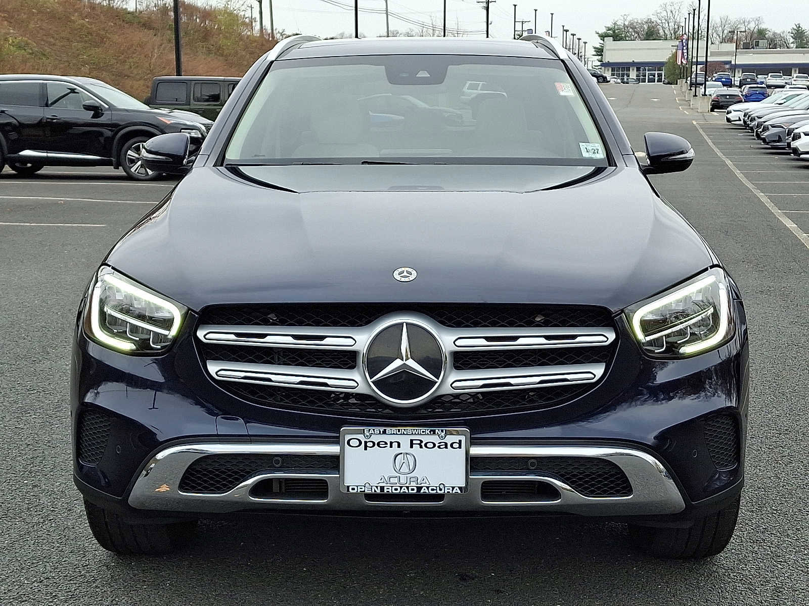 Used 2022 Mercedes-Benz GLC 300 4MATIC image 2