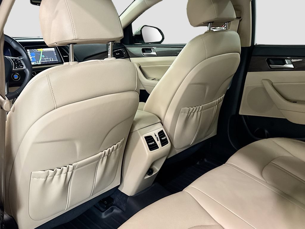 Used 2019 Hyundai Sonata Limited w/ Ultimate Package 02 FWD image 29