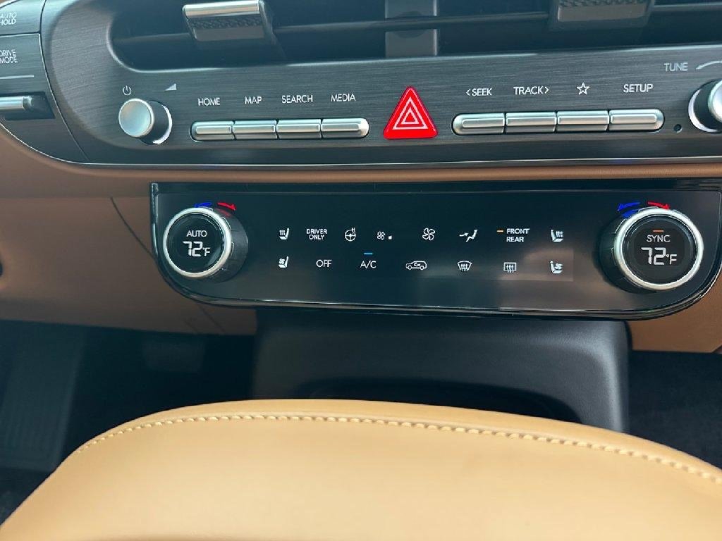 New 2027 Hyundai Palisade Calligraphy FWD image 17