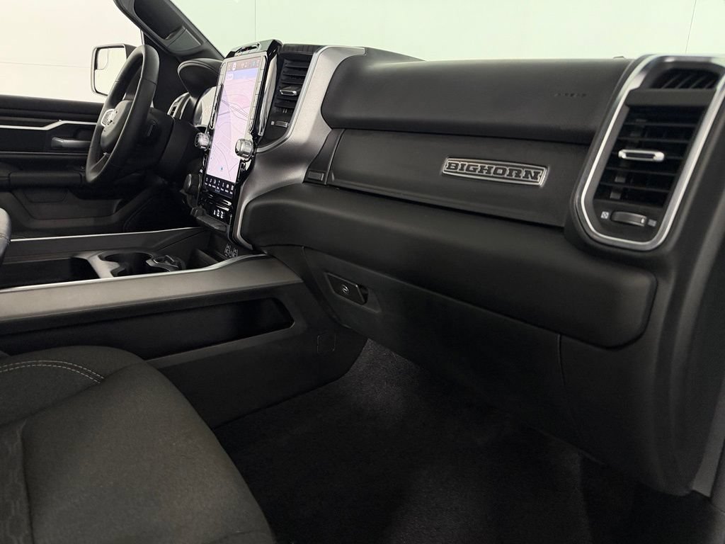 Used 2025 RAM 1500 Big Horn AWD/4WD image 32