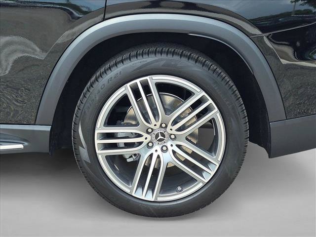 New 2026 Mercedes-Benz GLS 450 4MATIC image 9