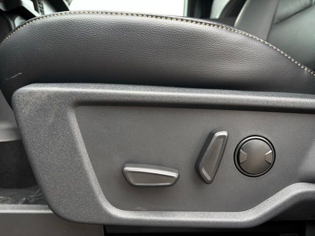 New 2025 Ford Bronco Badlands image 12