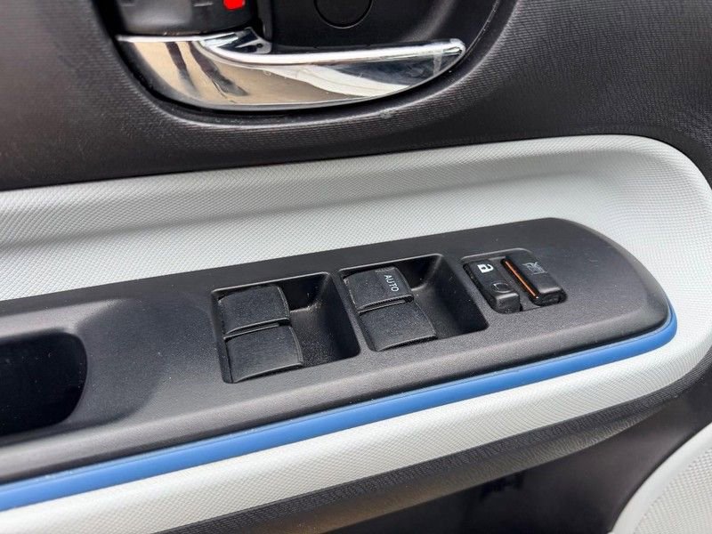 Used 2013 Toyota Prius C Two image 17