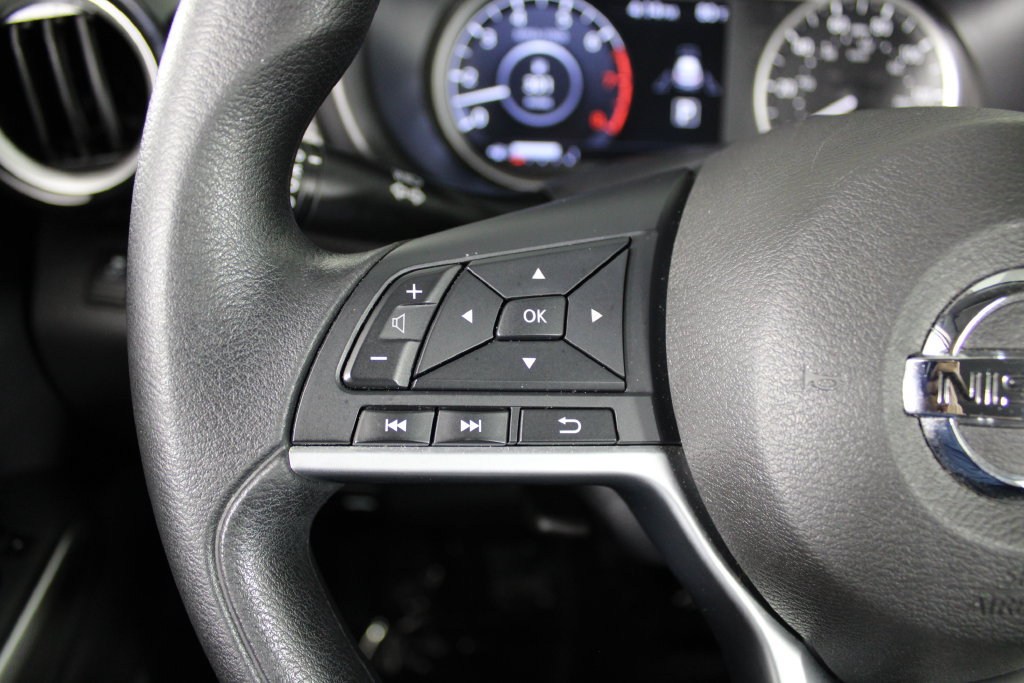Certified 2019 Nissan Kicks SV FWD image 24