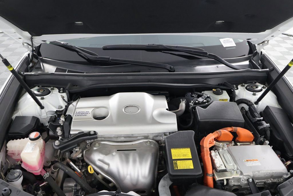 Used 2015 Lexus ES 300h w/ Navigation System Package FWD image 14