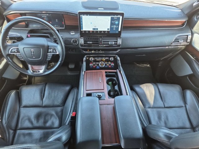 Used 2023 Lincoln Navigator Reserve AWD/4WD image 29