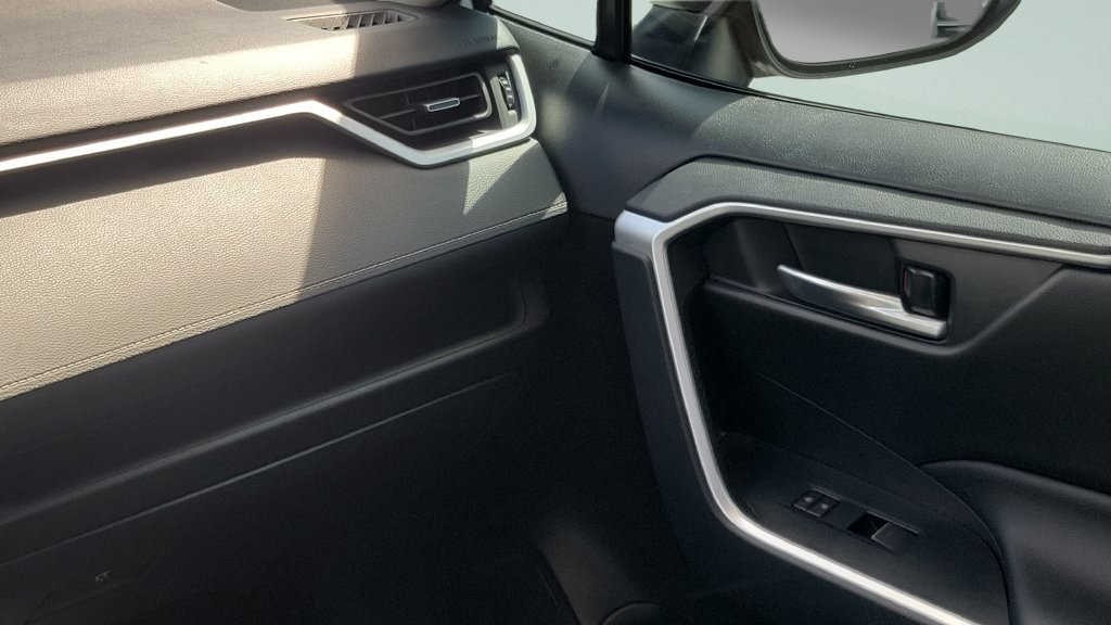 Used 2025 Toyota RAV4 XLE Premium w/ Weather Package FWD image 12