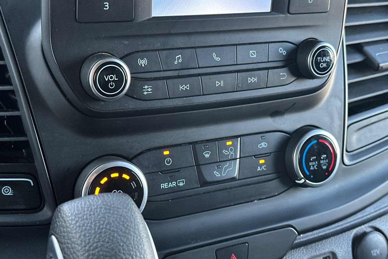 Used 2023 Ford Transit 250 Low Roof w/ Exterior Upgrade Package image 24