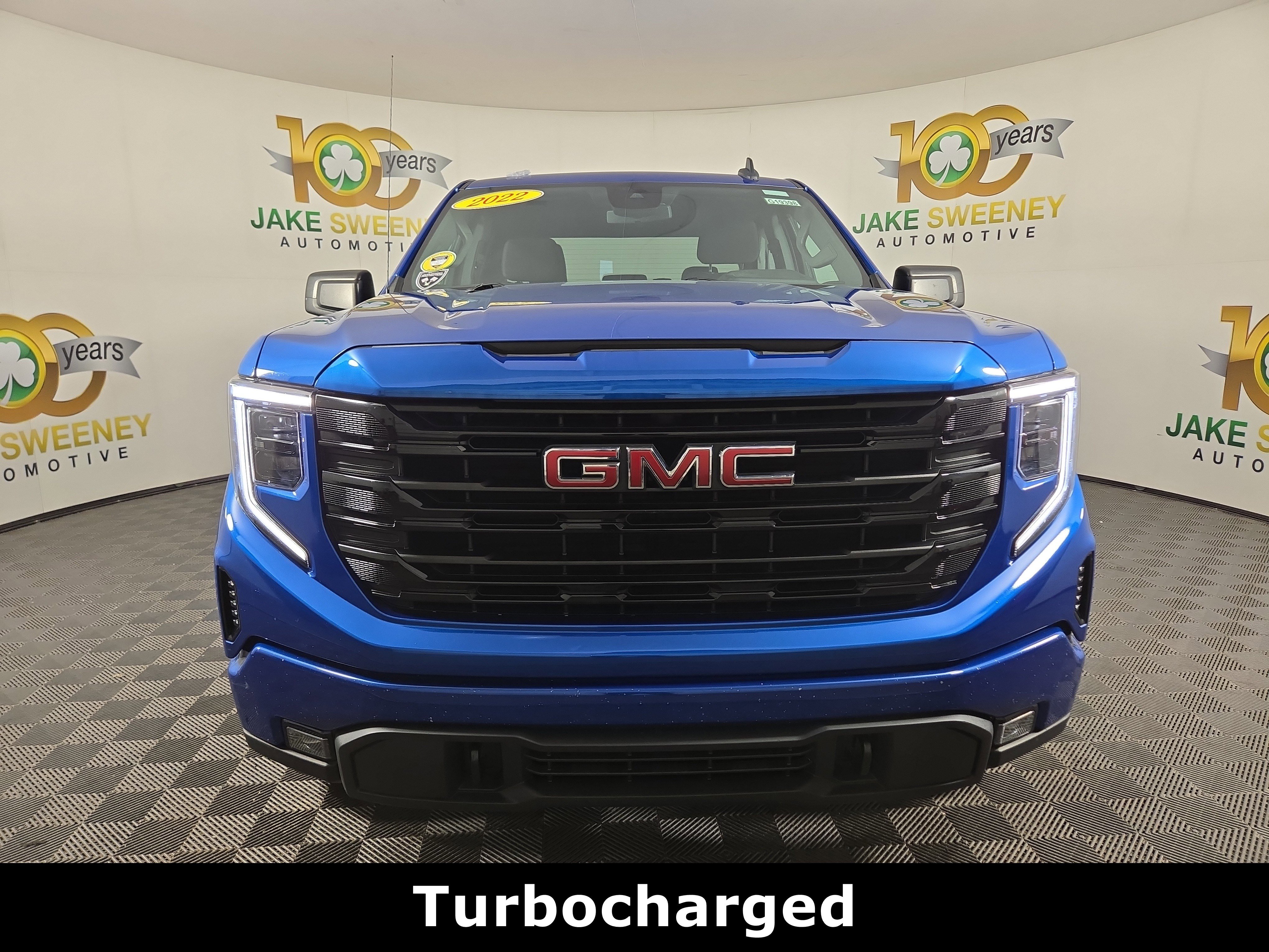 Used 2022 GMC Sierra 1500 Elevation image 2