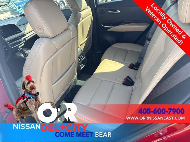 Used 2024 Cadillac XT4 Premium Luxury w/ Technology Package image 9